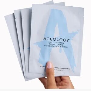 Aceology Multi-Vitamin Brightening Mask - Blue
